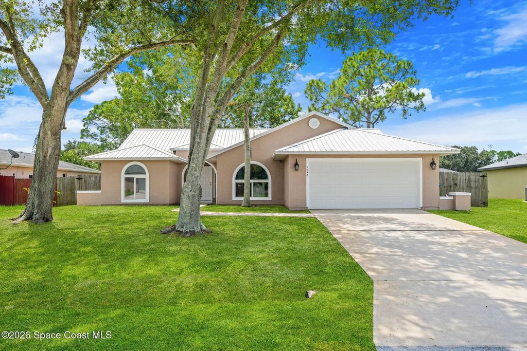 1182 Polk Street Nw, Palm Bay