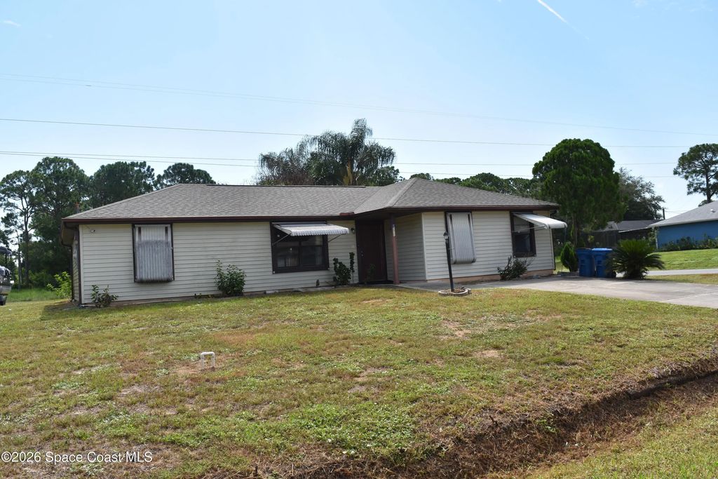 277 High Road Nw, Palm Bay