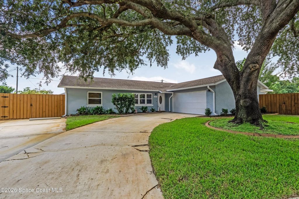 2105 Clay Circle, Titusville