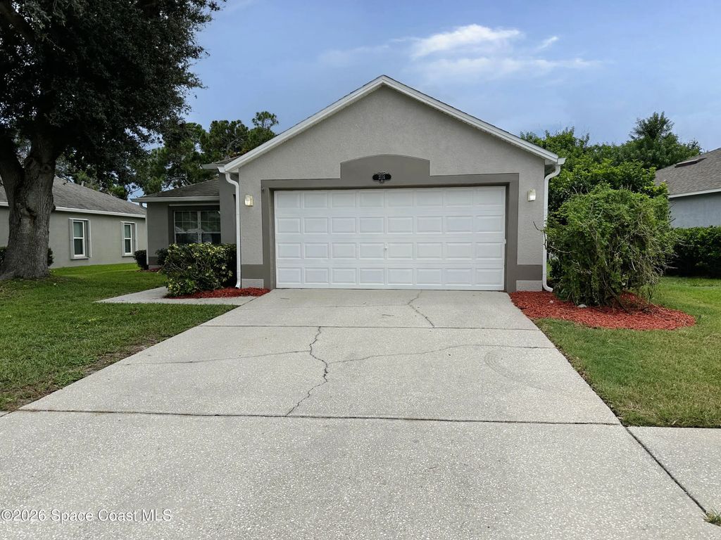 2116 Spring Creek Circle Ne, Palm Bay