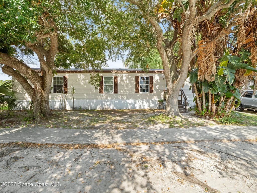 2587 Chatham Way Ne, Palm Bay