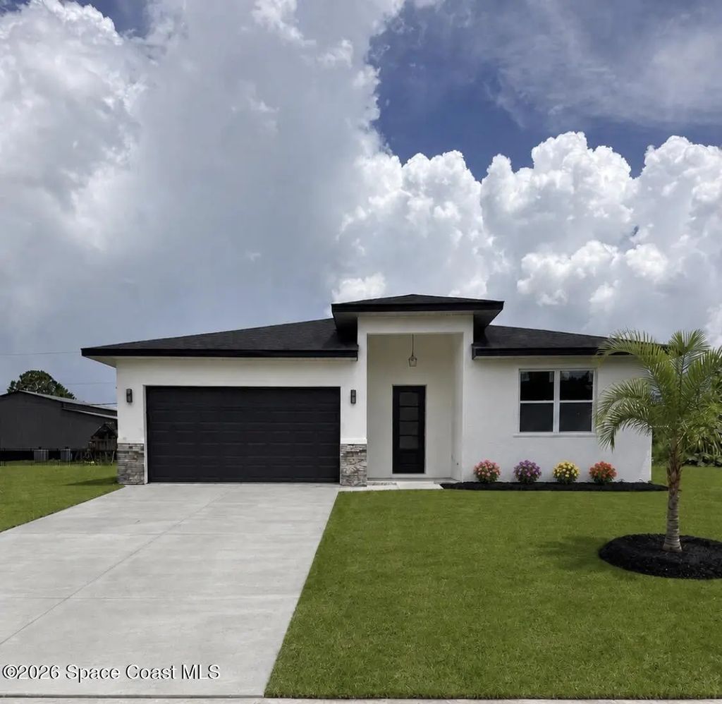 1681 Welland Street Se, Palm Bay