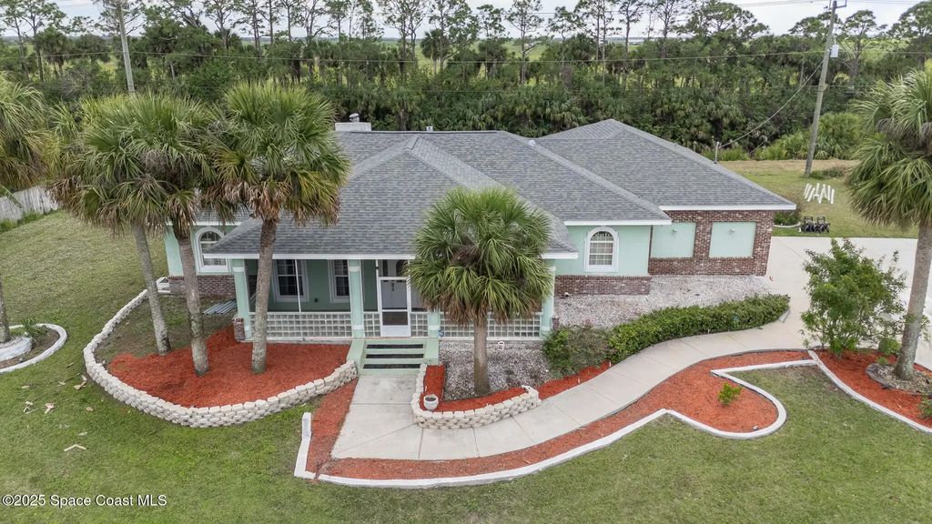 274 Lagoon Street Sw, Palm Bay