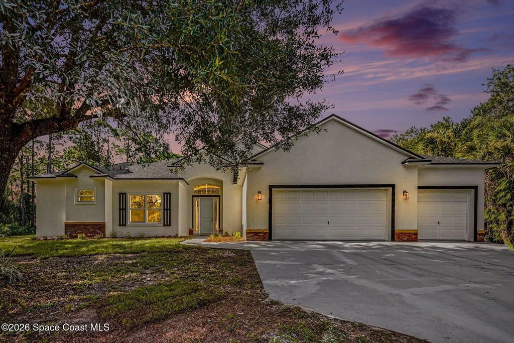 3025 Fawn Lake Boulevard, Mims