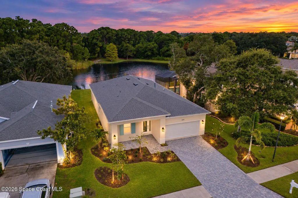 849 Suntree Woods Drive, Melbourne