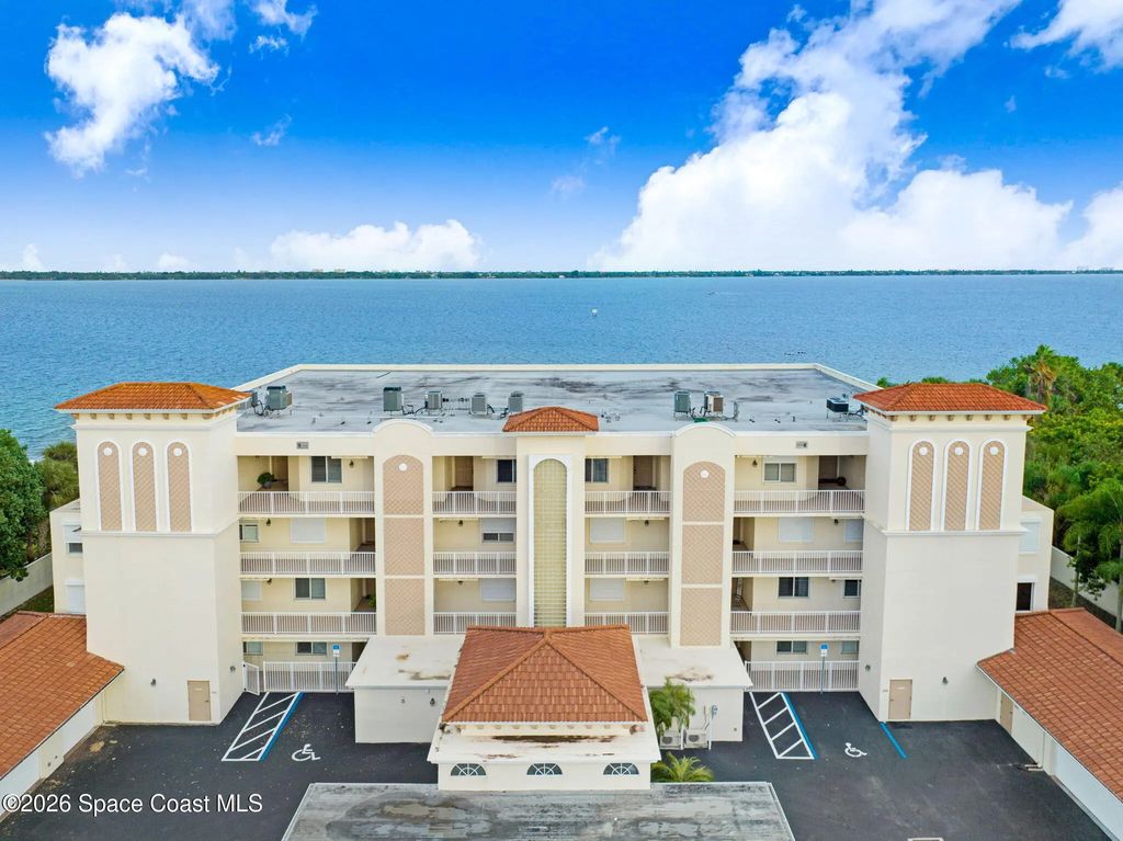4007 N Harbor City Boulevard 404, Melbourne