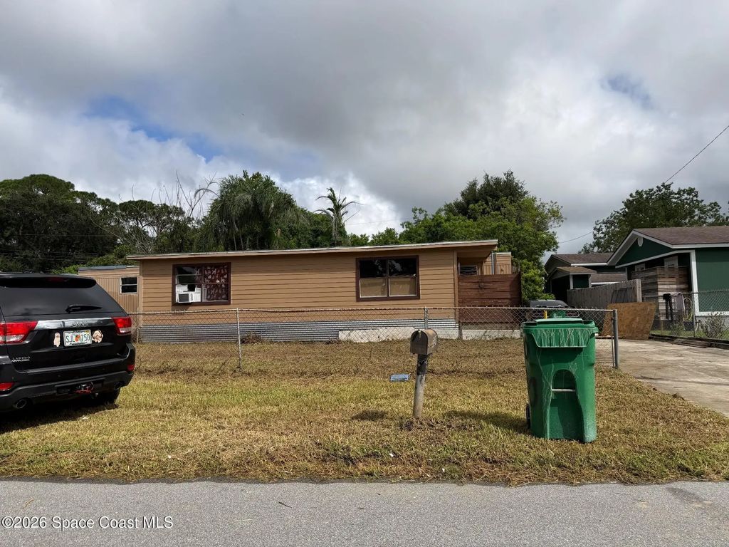 320 La Havre Court, Merritt Island