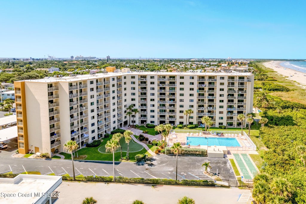 7520 Ridgewood Avenue 104, Cape Canaveral