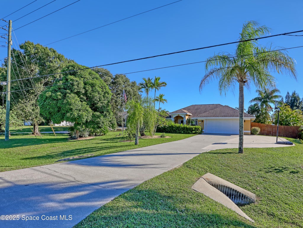 2710 S Courtenay Parkway, Merritt Island