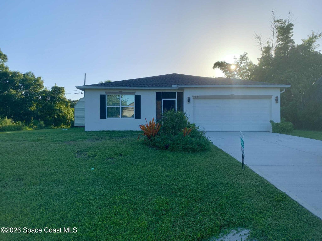 450 Hazel Street, Sebastian