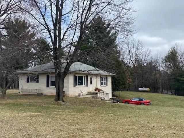 E10368 Xanadu Road, Delton