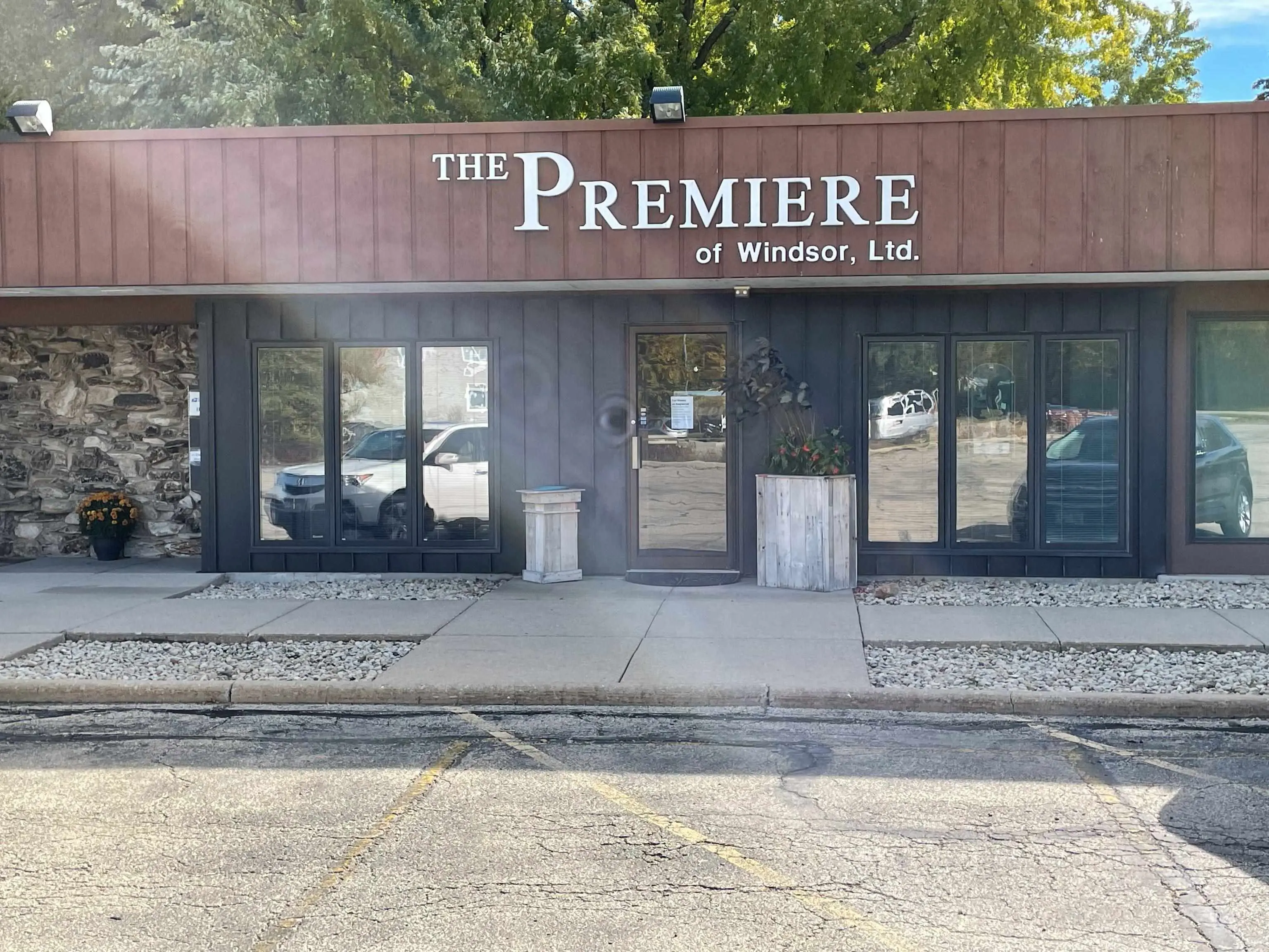 #4 - 6562 Lake Road, Windsor