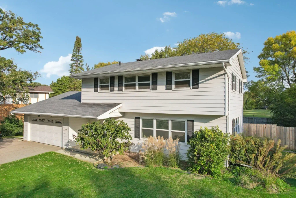 5748 Barbara Drive, Fitchburg