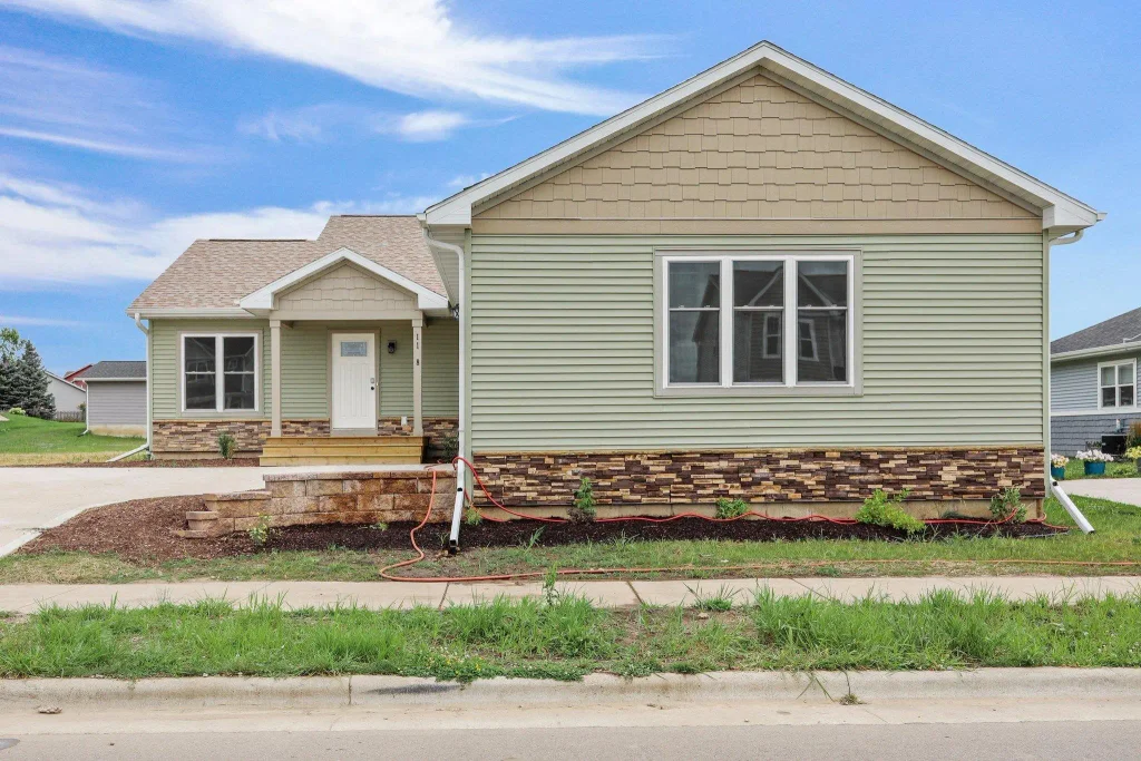 1108 Kamperschroer Way, Sun Prairie