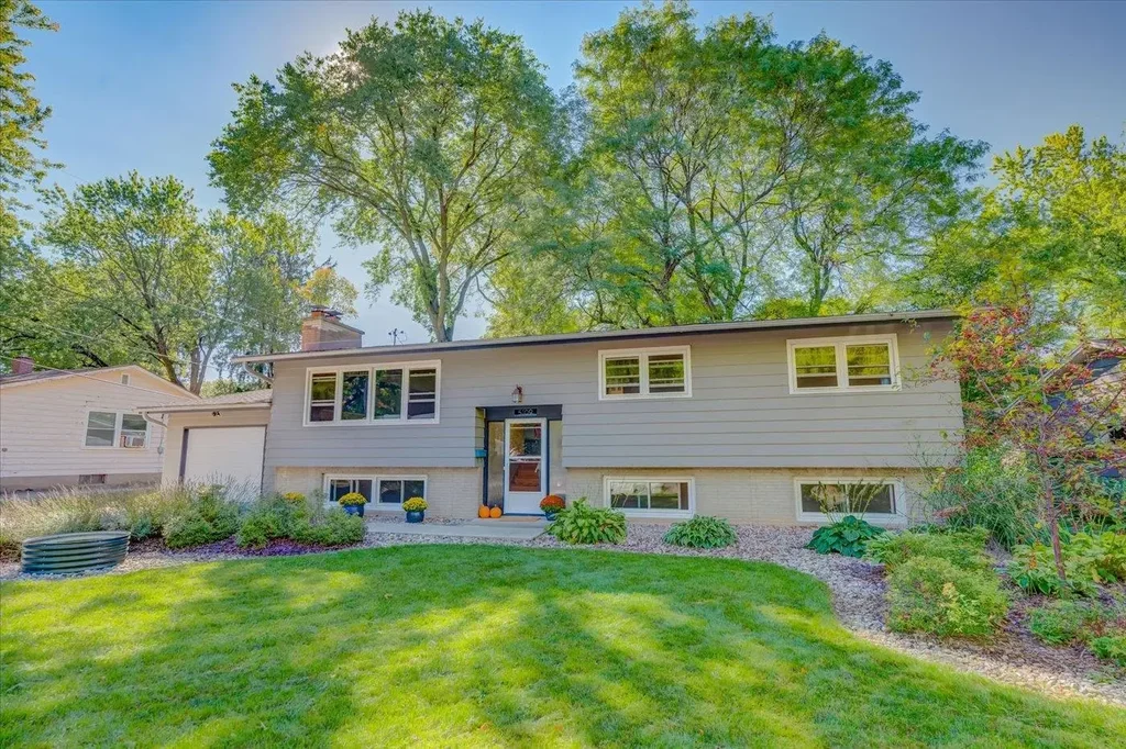 5109 Holiday Drive, Madison