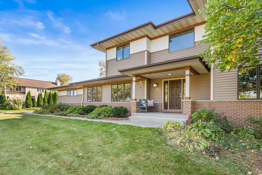 9501 Blackhawk Road, Madison