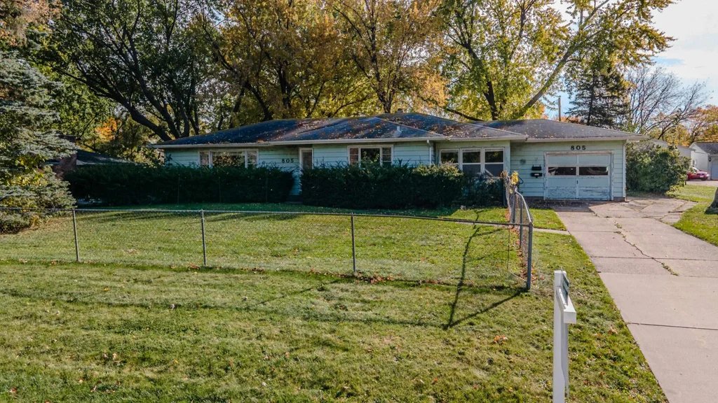 805 Tompkins Drive, Madison