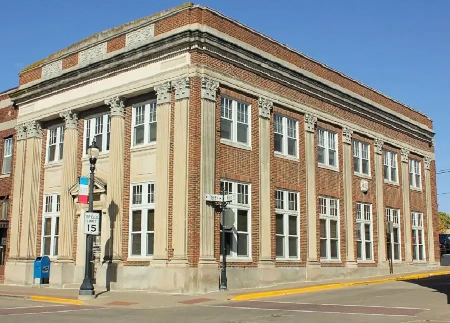 44 E Main Street, Platteville