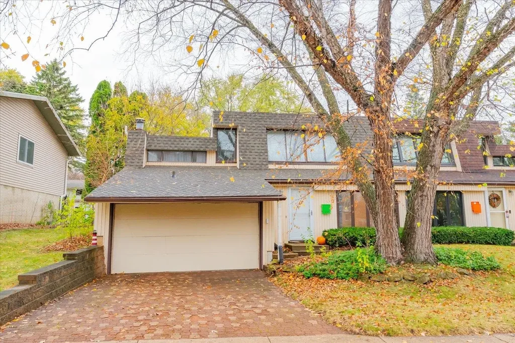 6320 Offshore Drive, Madison