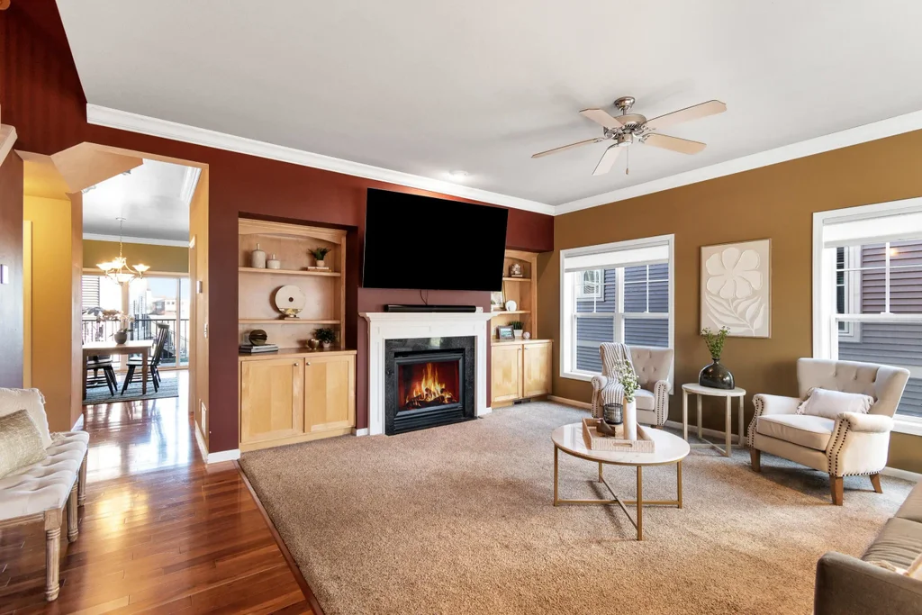 15 Sinatra Way, Fitchburg