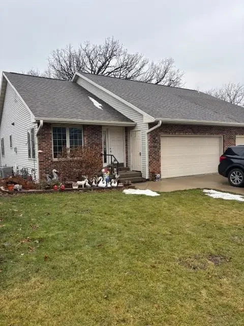 1002 N Thompson Drive, Madison