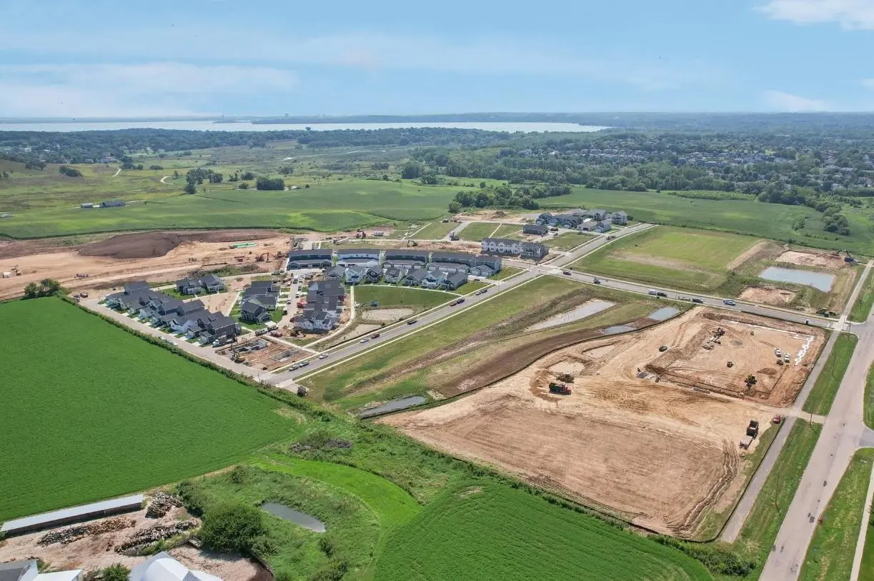 Photo of Listing #1991212