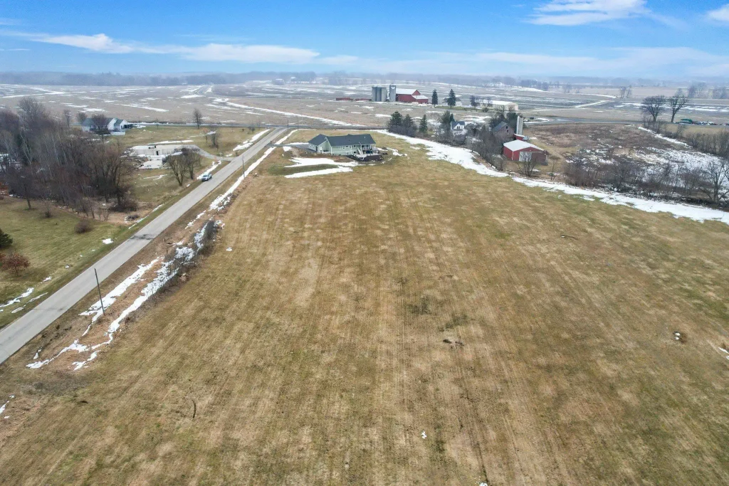 L4 Oak Shore Drive, Fountain Prairie