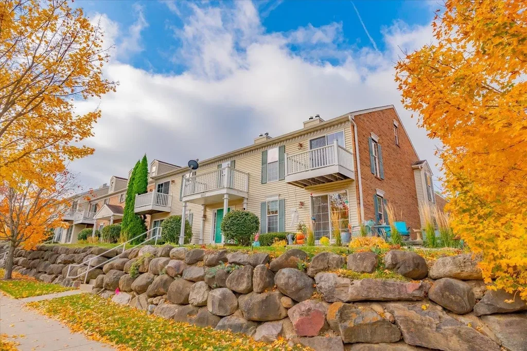 #4 - 1002 Gammon Lane, Madison