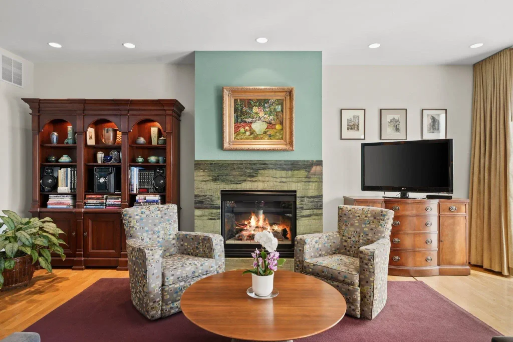 #305 - 533 W Main Street, Madison