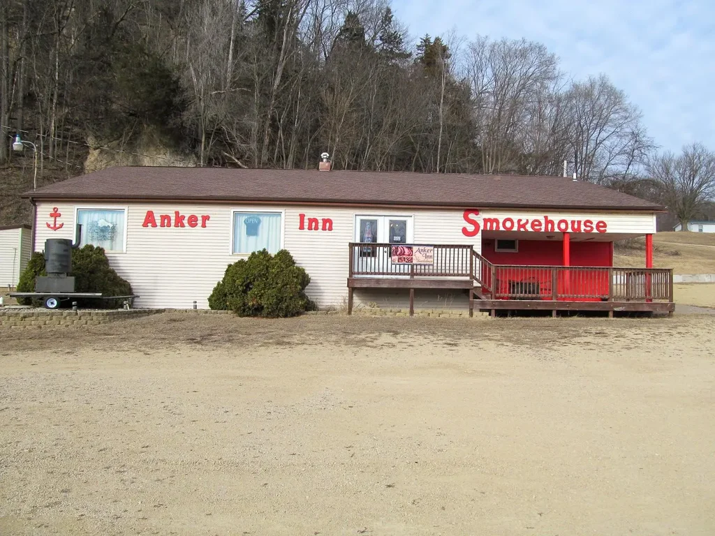 11008 Highway 133, Cassville