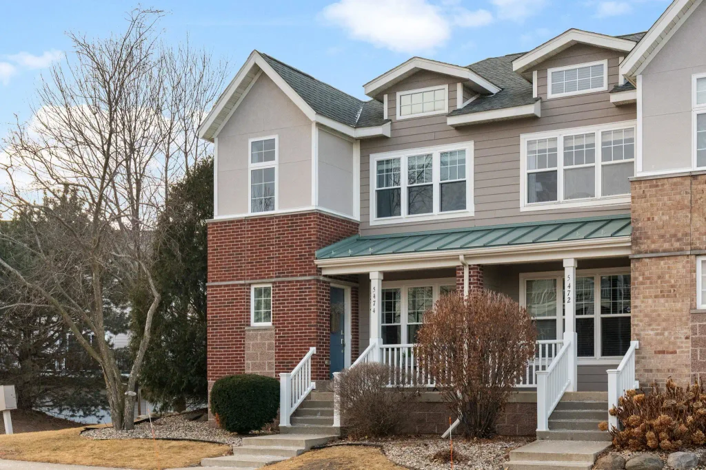 5474 Coachman Place, Fitchburg