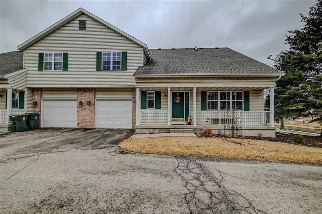 1083 Chandler Lane, Sun Prairie