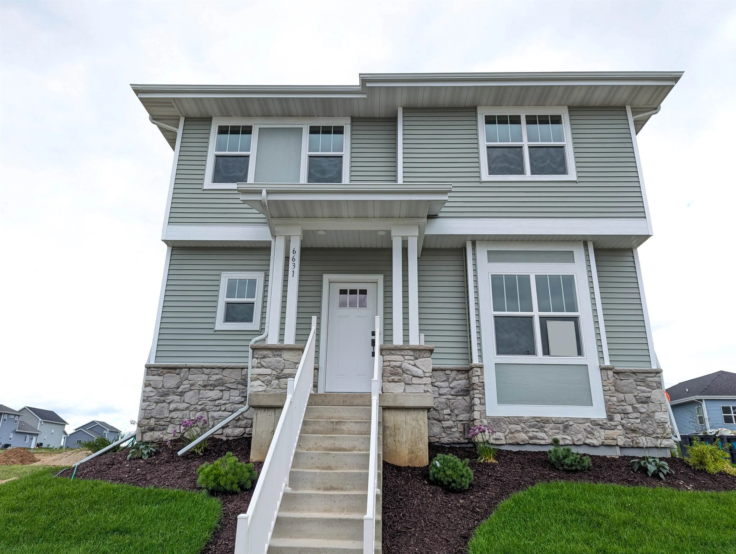 Photo of Listing #1993747