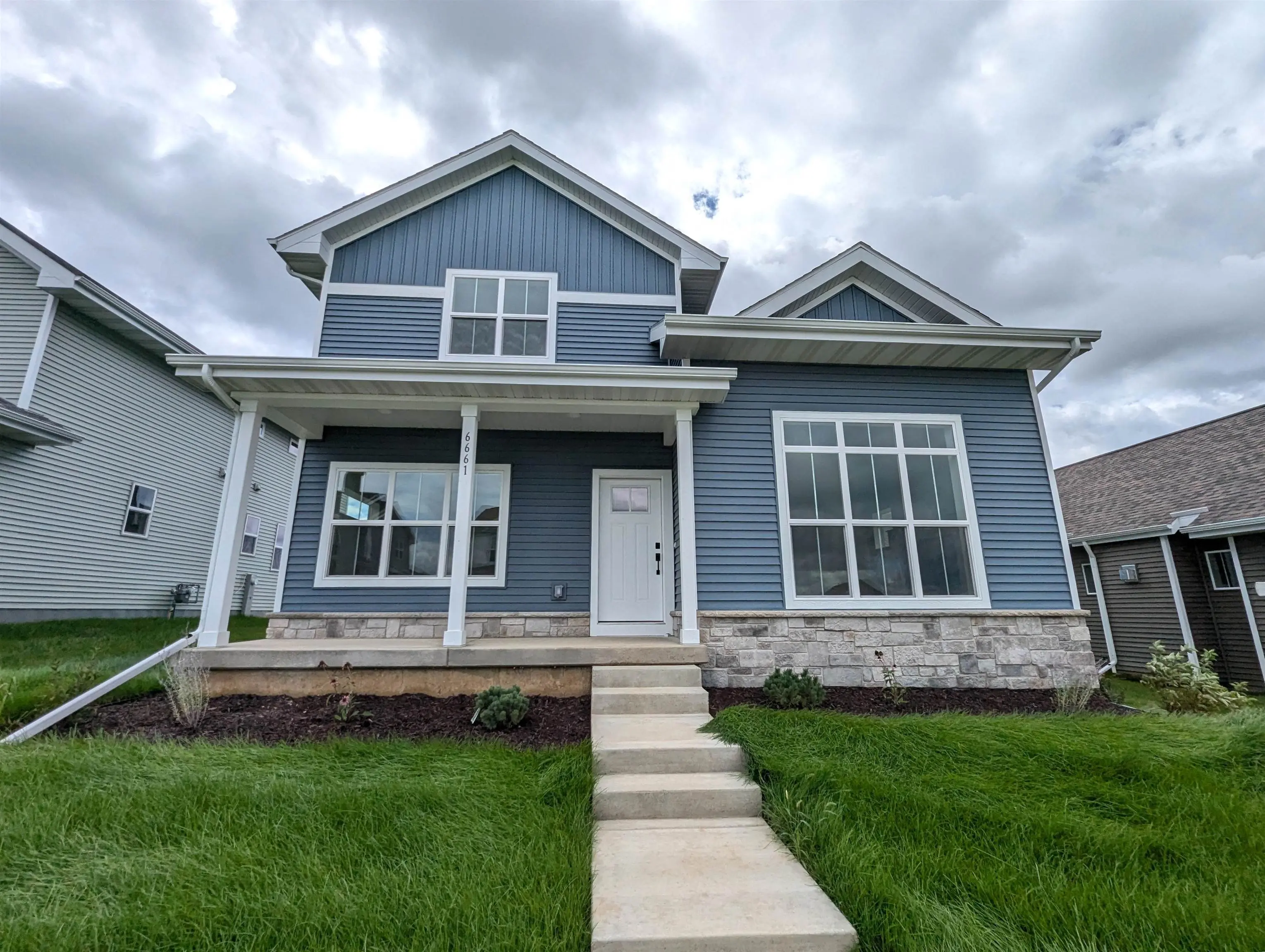 Photo of Listing #1993750