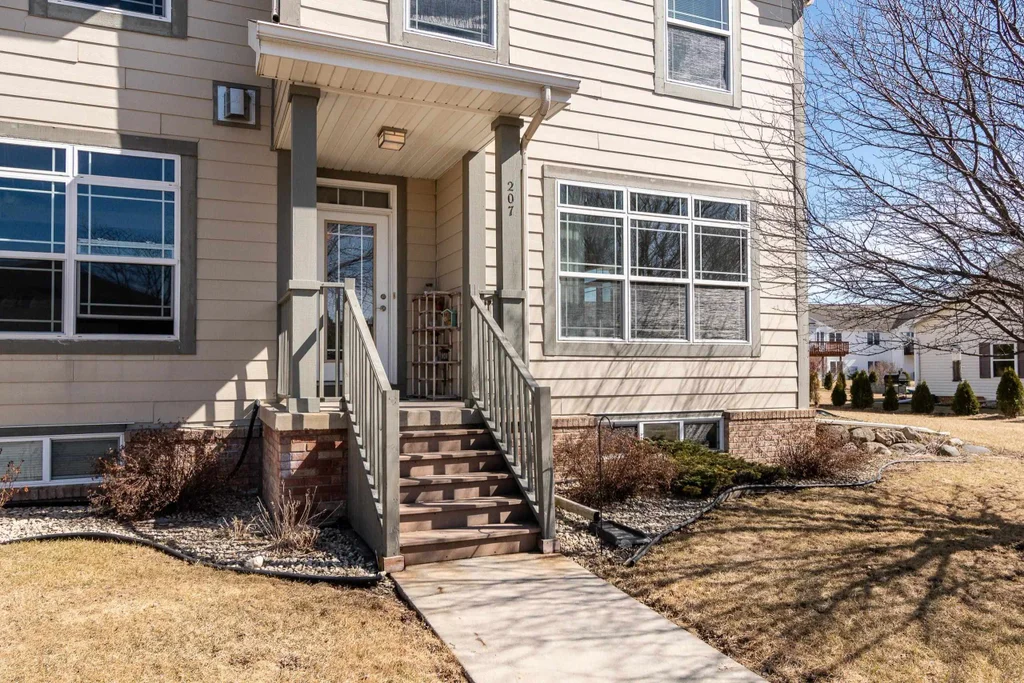 207 Wyalusing Drive, Madison