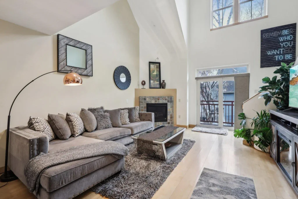 #204 - 1037 Williamson Street, Madison