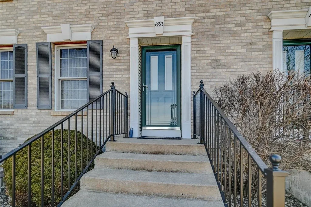 1493 Don Simon Drive, Sun Prairie