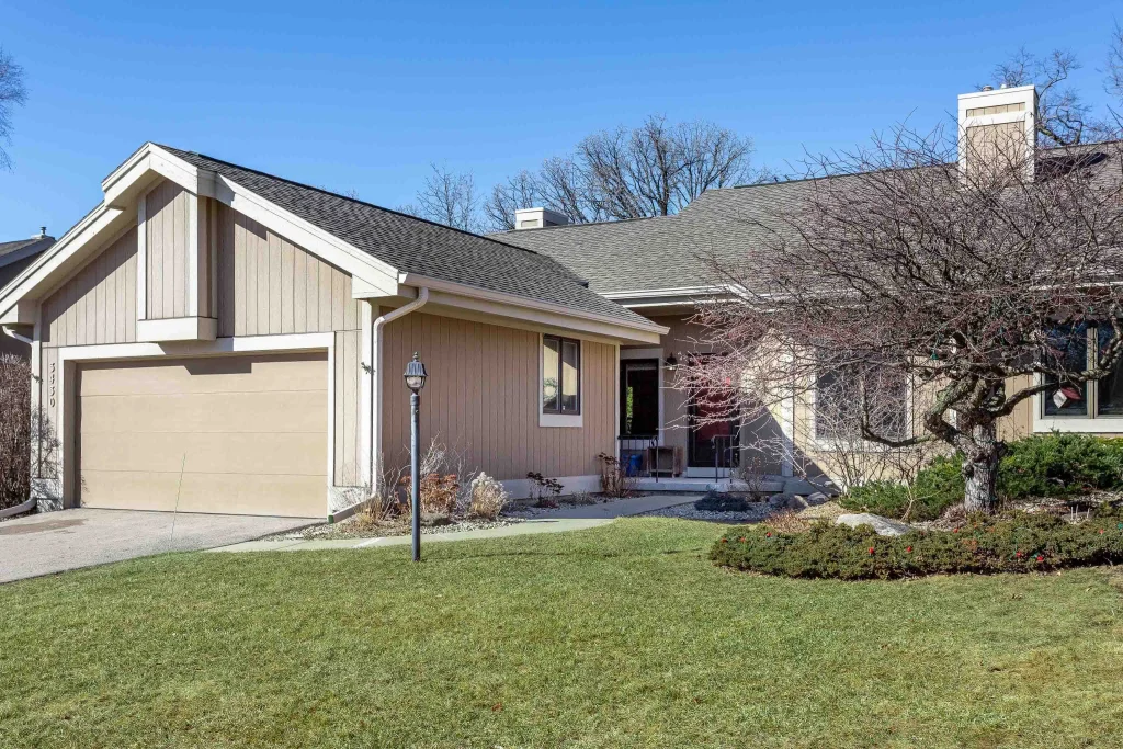 3430 Valley Creek Circle, Middleton