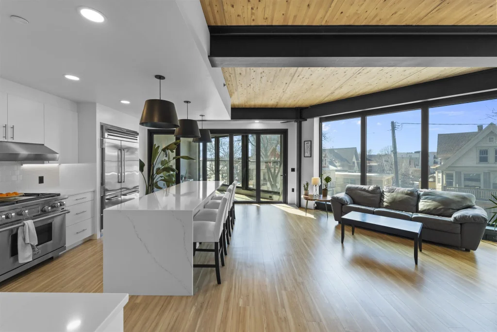 #203 - 211 S Henry Street, Madison