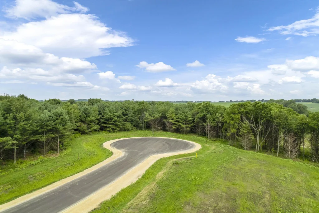 L16 Jay Drive, Dodgeville