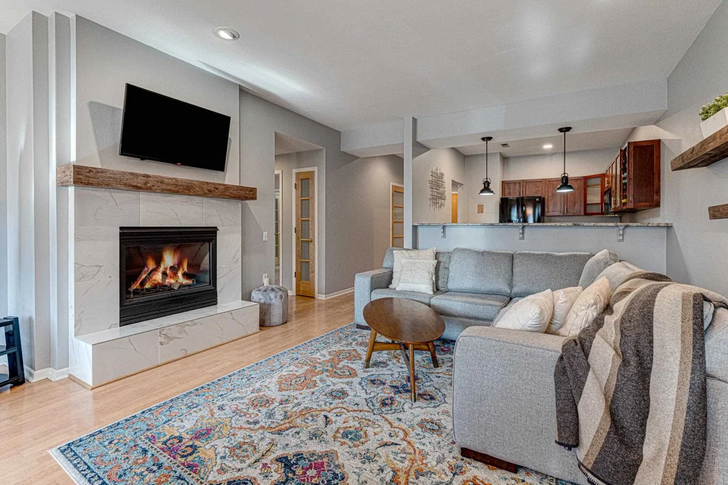 #104 - 1140 E Dayton Street, Madison