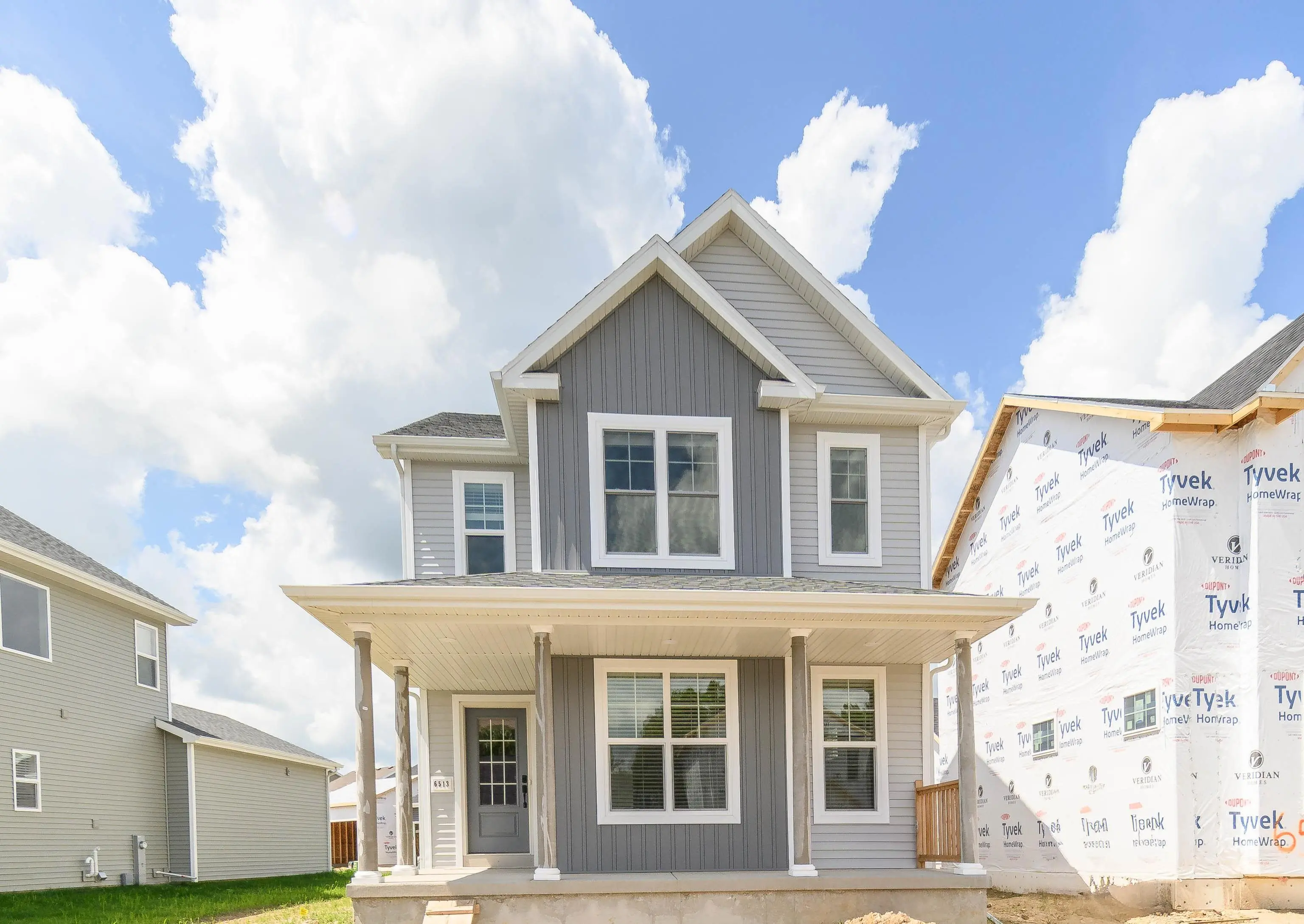 Photo of Listing #1995678