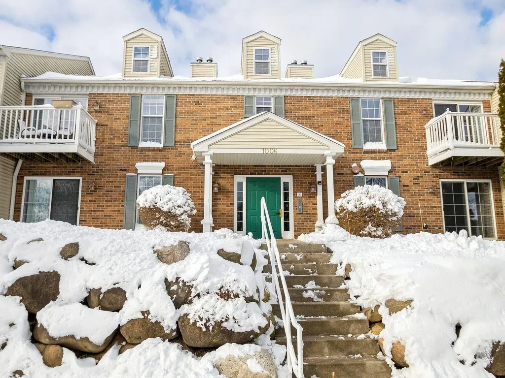 #3 - 1006 Gammon Lane, Madison