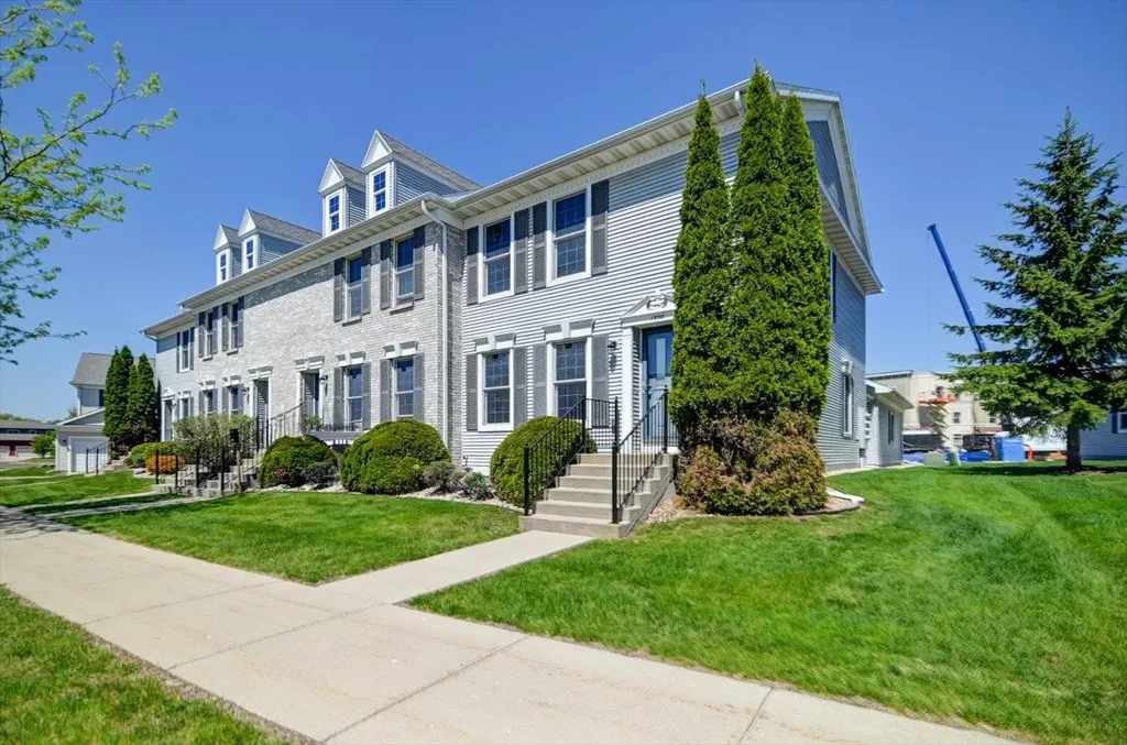 #1570 - 1570 Smithfield Drive, Sun Prairie
