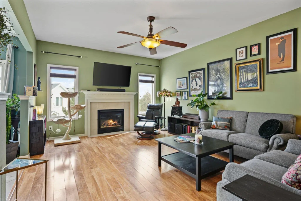 9 Daytona Beach Drive, Madison