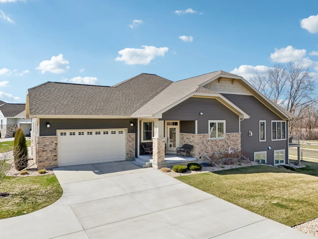3012 Bronze Leaf Lane, Sun Prairie