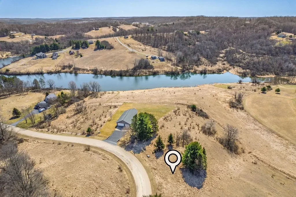 422 Summit Point Drive, Woodland