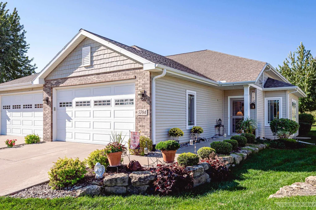 5704 Prairie Stone Drive, McFarland