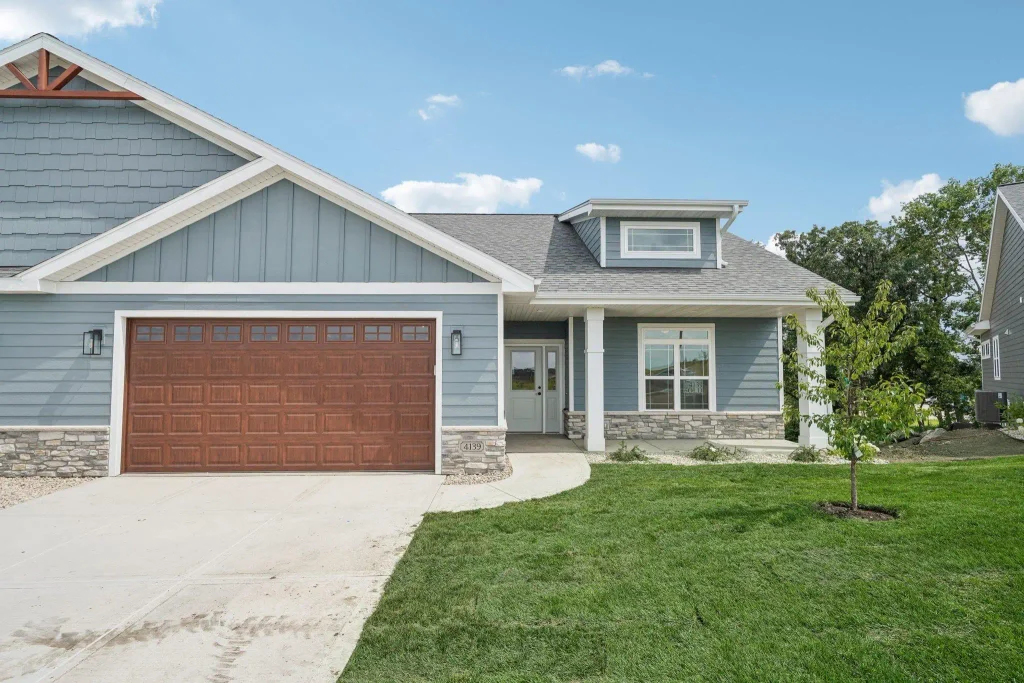 6499 Ridge View Way, Deforest