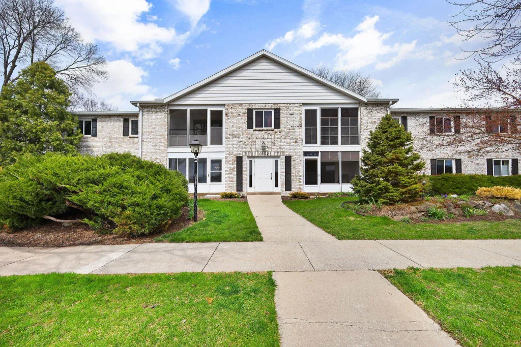 #d - 1502 Wheeler Road, Madison